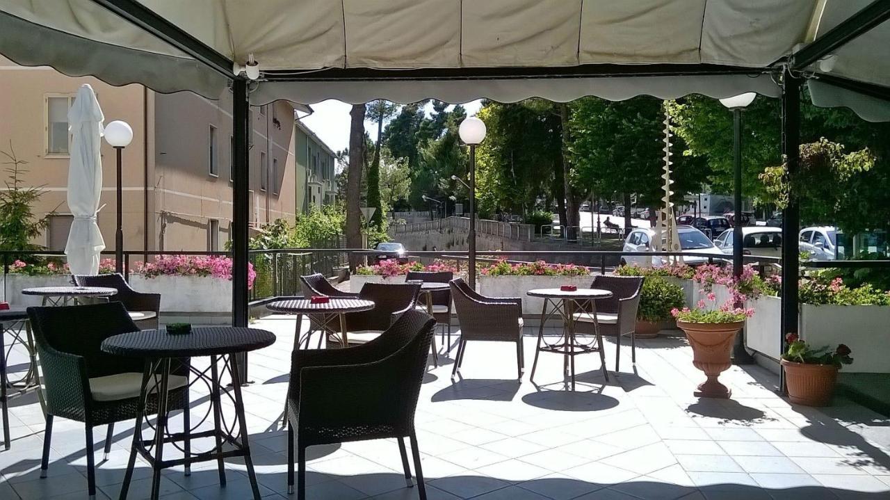 Hotel Du Parc Atri Eksteriør billede