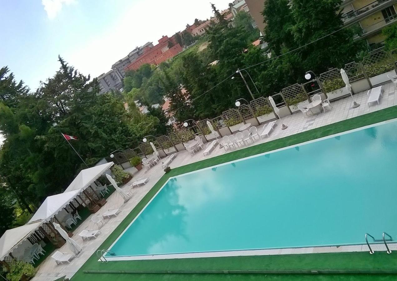 Hotel Du Parc Atri Eksteriør billede
